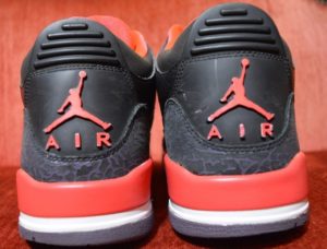 Nike Air Jordan retro III Crimson - back view