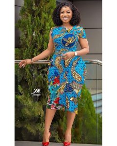 ankara short gown style for young ladies with curvy butt