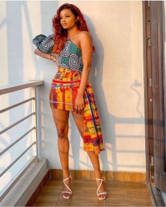 ankara short wrapper skirt style with one sleeve top for beauty queens