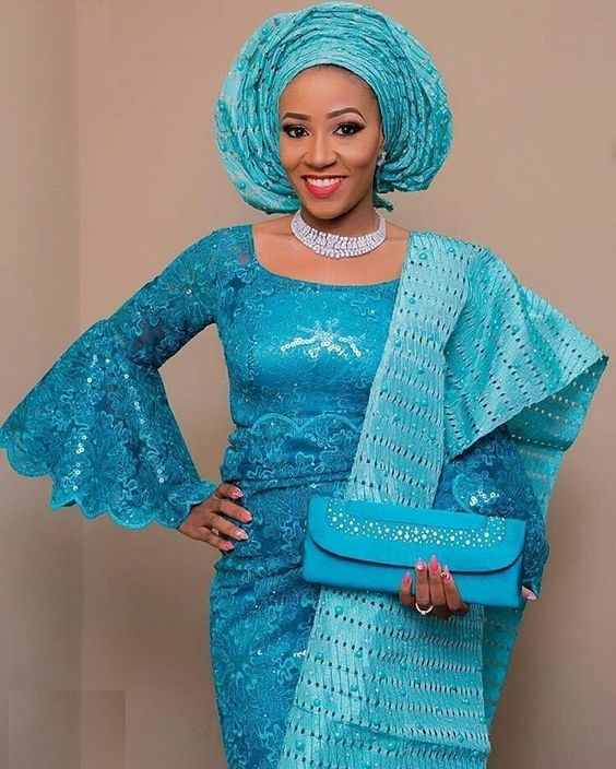 40 Latest Ankara Blouse & Wrapper Styles for Classy Ladies